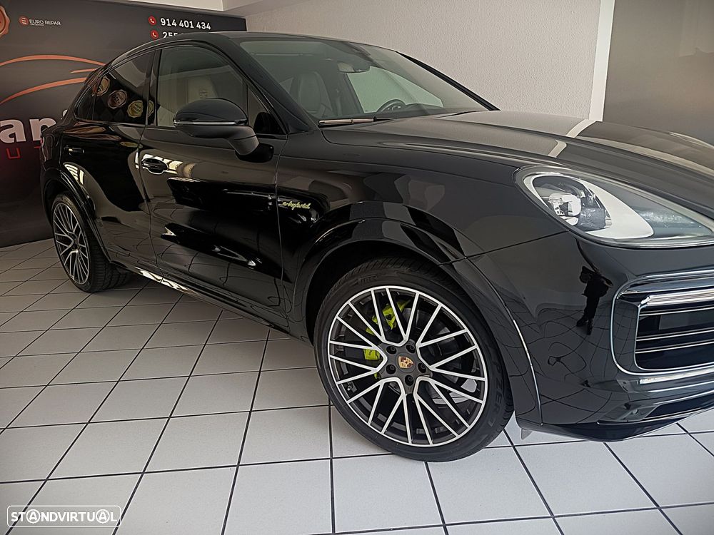 Porsche Cayenne Coupé - 4
