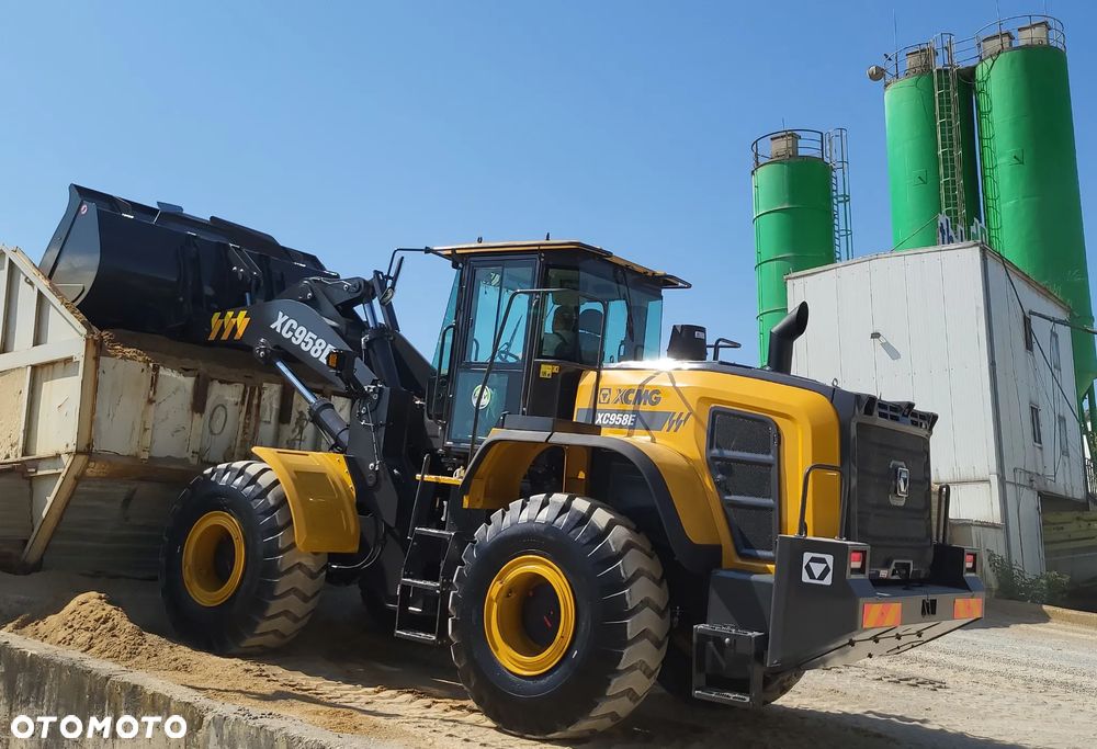 HSW Fadroma Ładowarka kołowa XCMG XC958E - 3