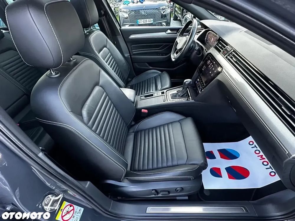 Volkswagen Passat Alltrack 2.0 TDI SCR DSG 4Motion - 35