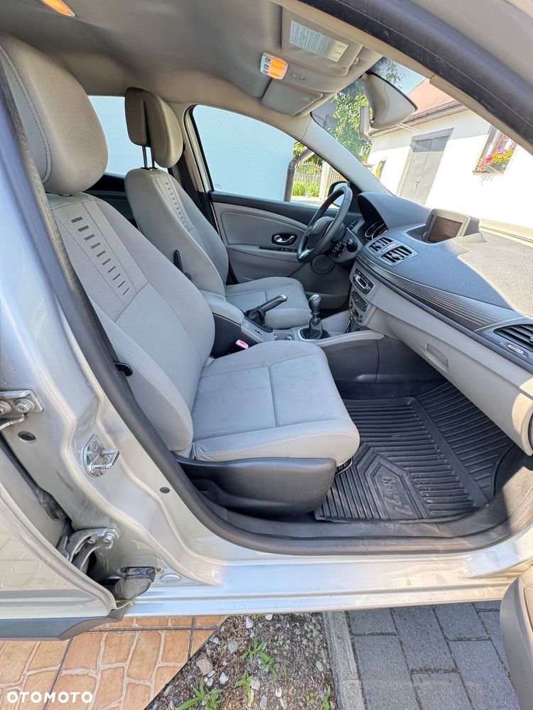 Renault Megane dCi 130 FAP Dynamique - 6
