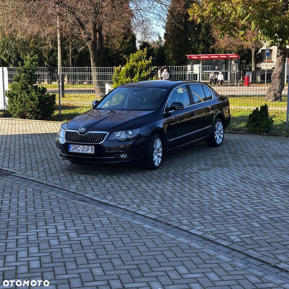 Skoda Superb 2.0 TDI Ambition - 2
