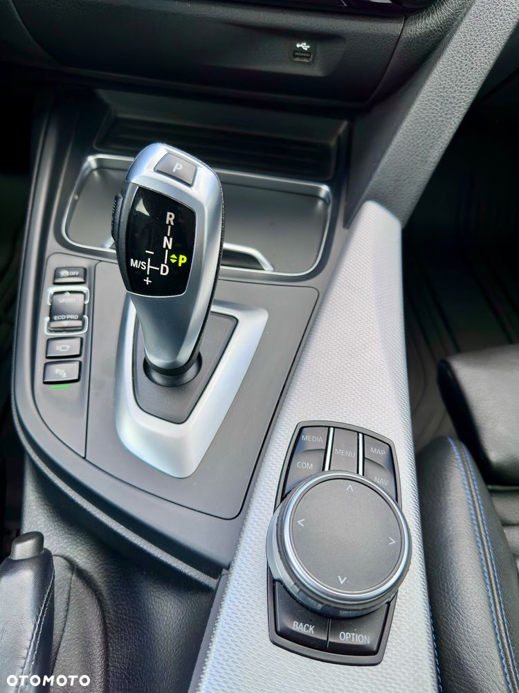 BMW 3GT 320d xDrive M Sport - 19