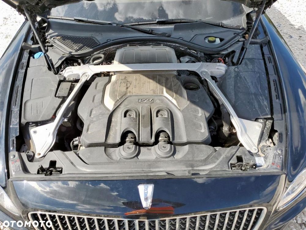 Bentley Flying Spur - 7