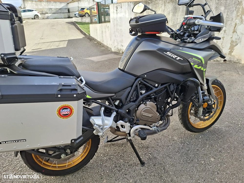 QJ Motor SRT 700X - 9