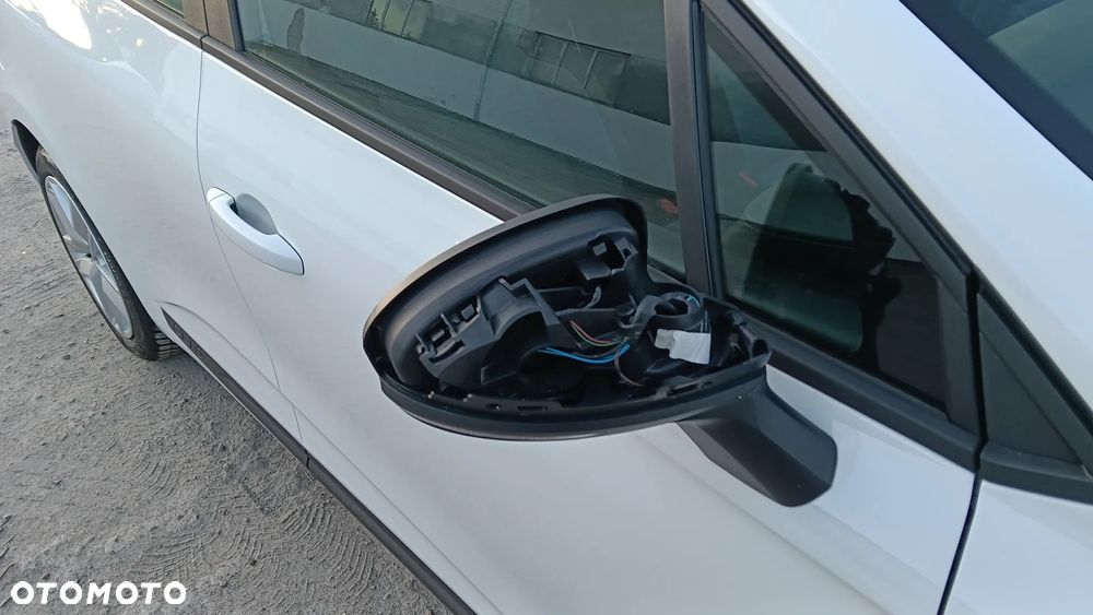 Renault Clio 1.6 E-TECH Full Hybrid 145 Evolution - 30