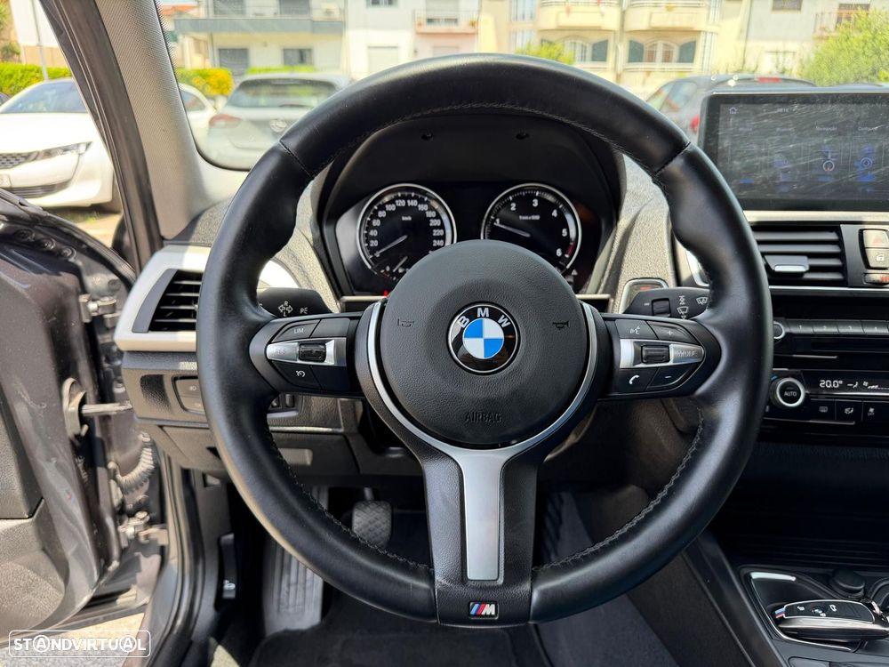 BMW 116 d Pack M - 21