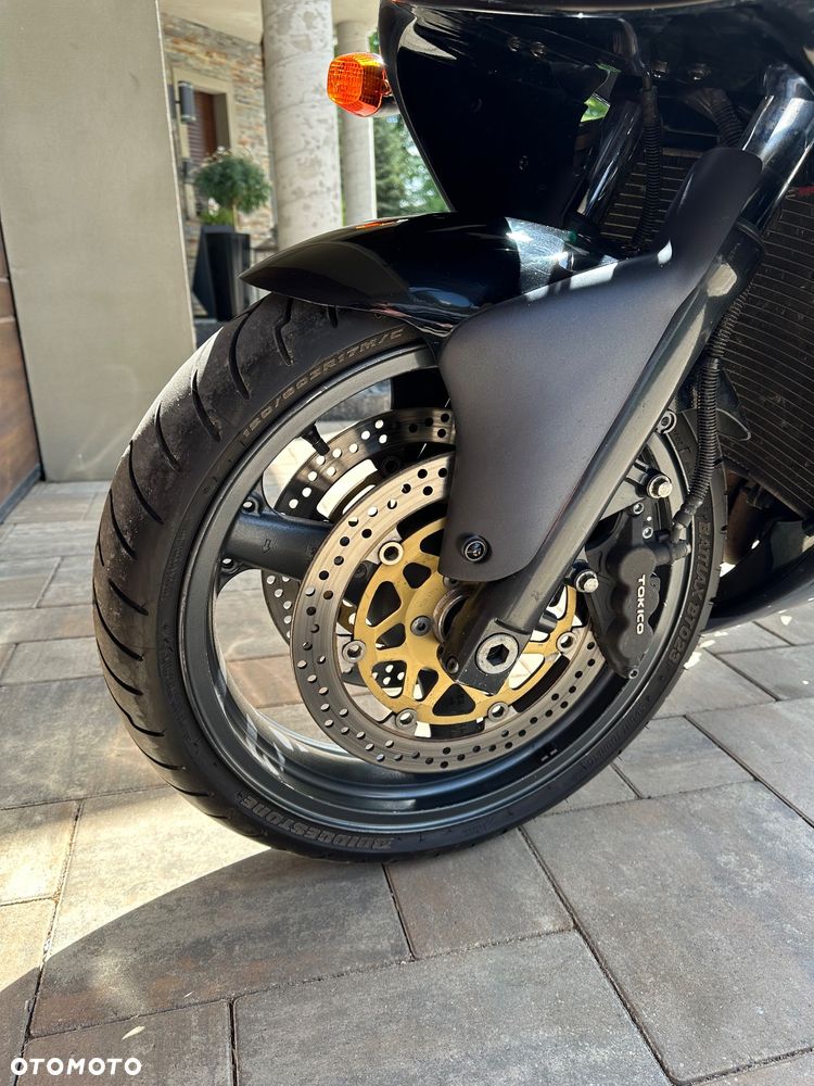 Kawasaki ZXR - 7