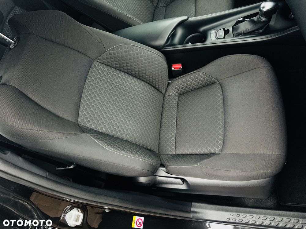 Toyota C-HR Business-Edition - 8