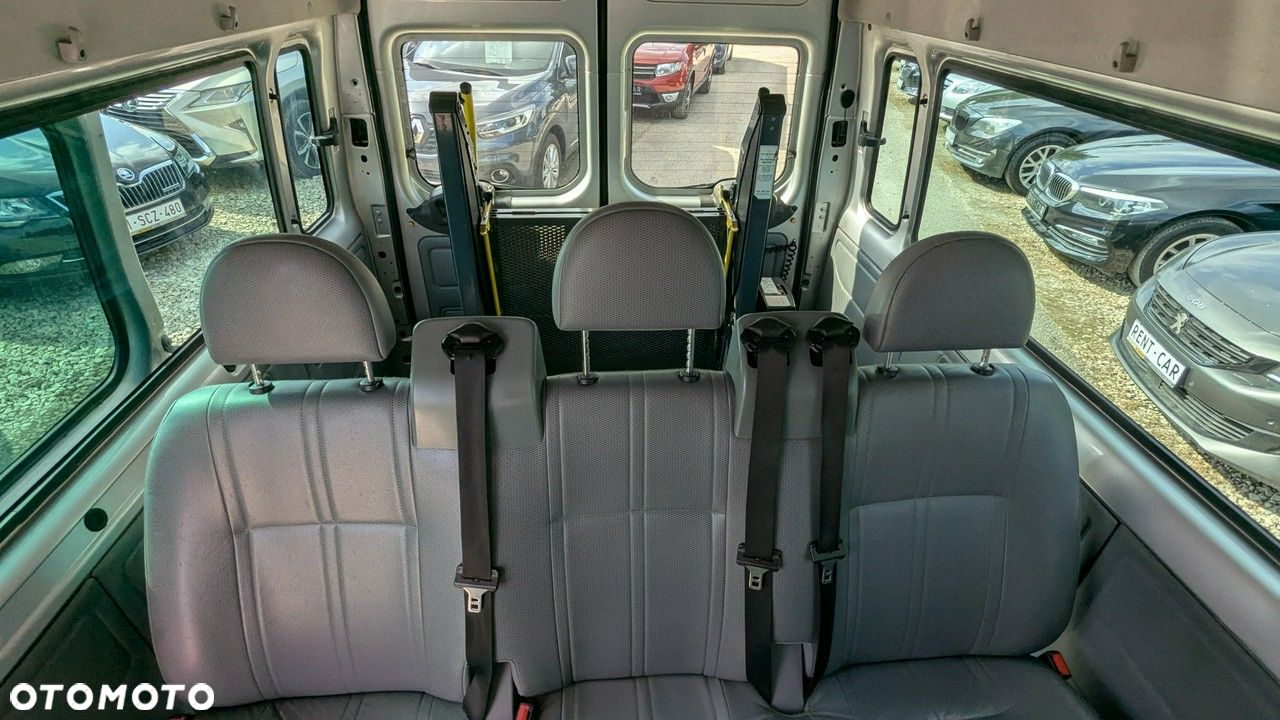 Ford Transit - 17