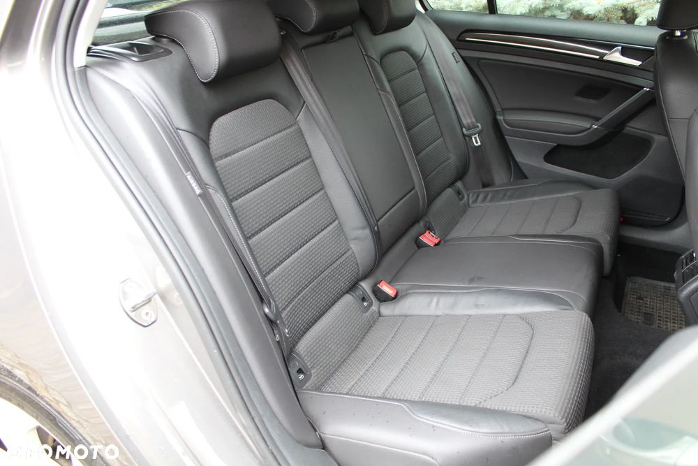 Volkswagen Golf 2.0 BlueTDI DSG Highline - 6