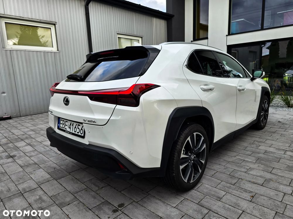 Lexus UX 250h GPF Business 2WD - 4