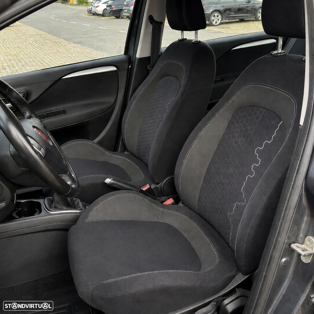 Fiat Punto 1.3 M-Jet Lounge S&S - 10