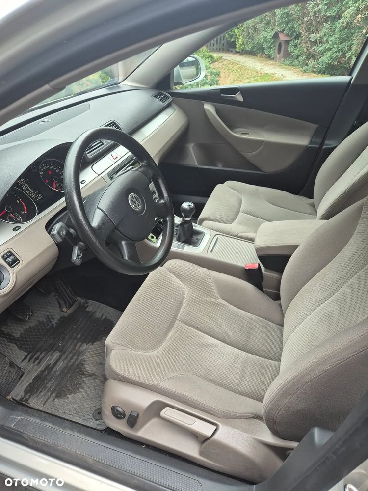 Volkswagen Passat 2.0 TDI DPF Comfortline - 7