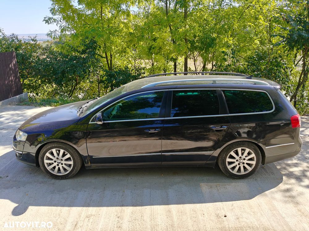 Volkswagen Passat Variant 2.0 TDI Individual - 11