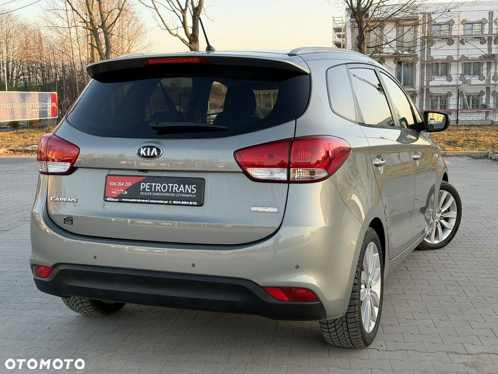 Kia Carens 1.7 CRDi Vision - 10