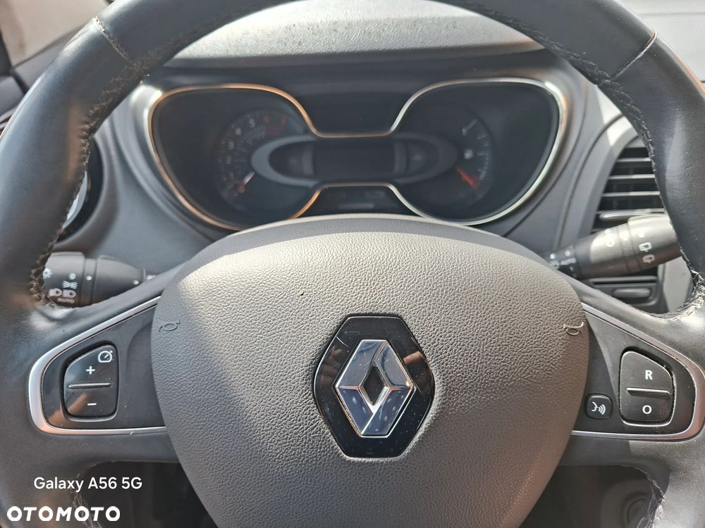 Renault Captur - 26