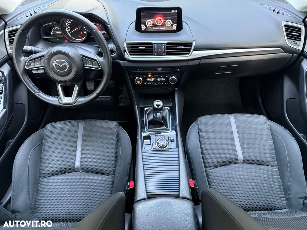 Mazda 3 - 7