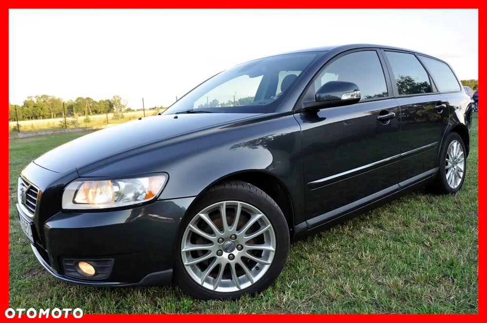 Volvo V50 1.8 Momentum - 1