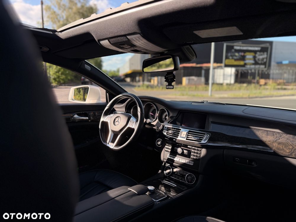Mercedes-Benz CLS 350 BlueEFFICIENCY - 25