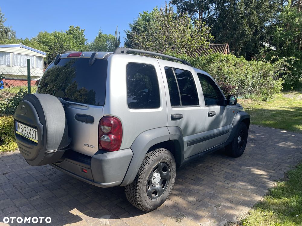Jeep Cherokee - 2