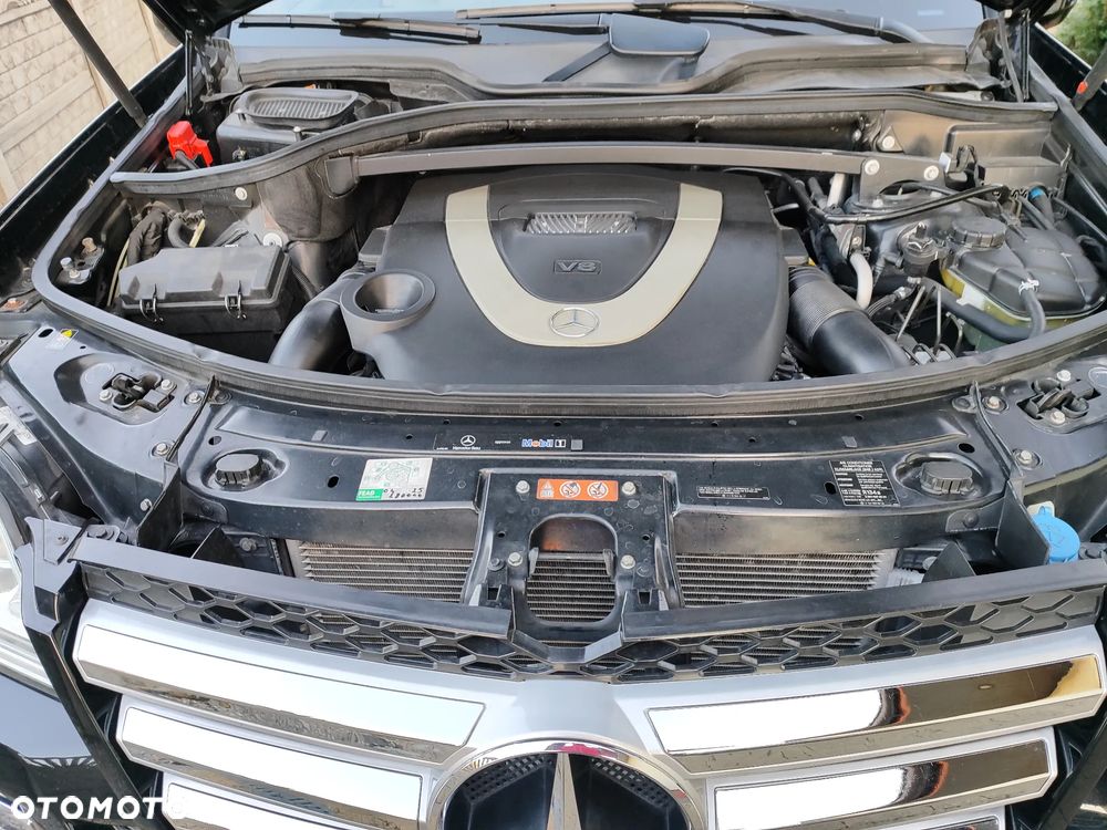 Mercedes-Benz GL 500 4Matic 7G-TRONIC Grand Edition - 7