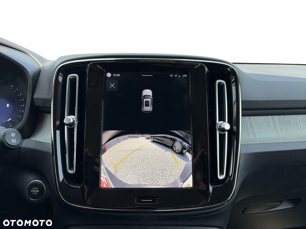 Volvo XC 40 B3 Core - 24
