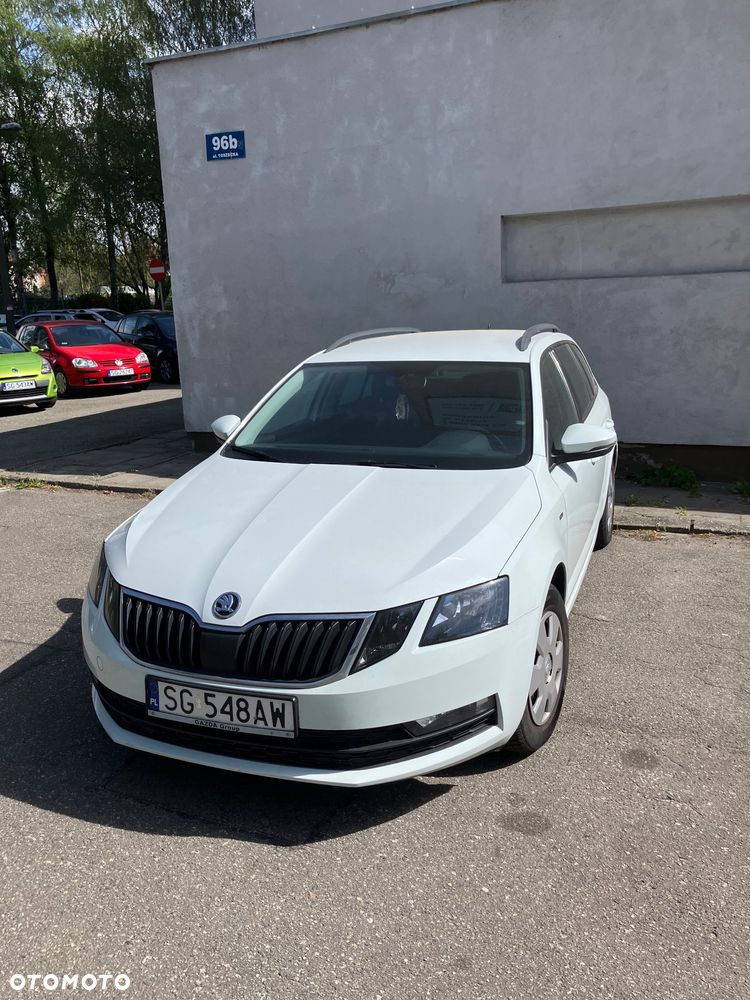 Skoda Octavia 1.6 TDI Drive - 1