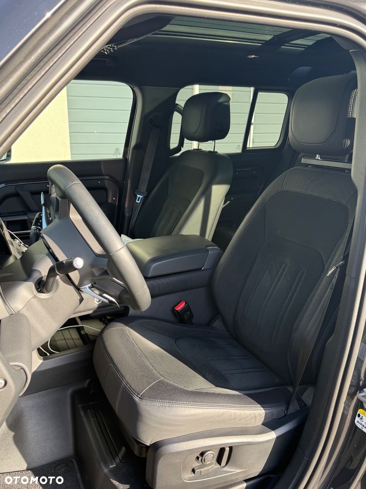 Land Rover Defender 5.0 P525 V8 - 8
