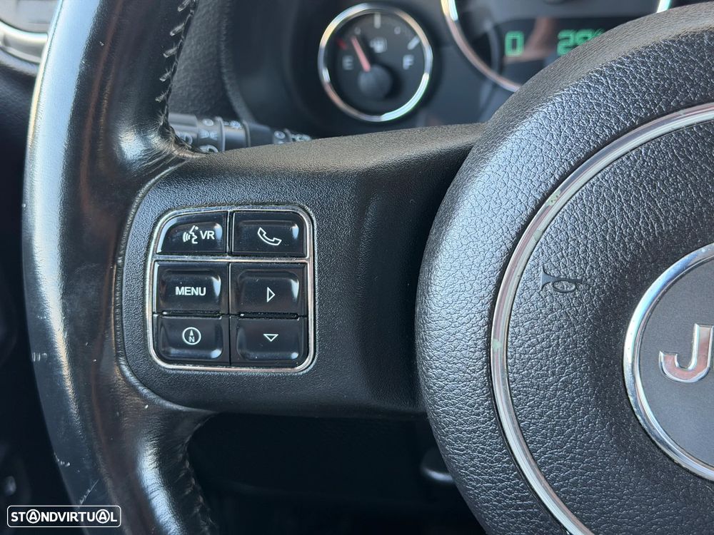 Jeep Wrangler Unlimited 2.8 CRD MTX Sahara Urban Edition - 19