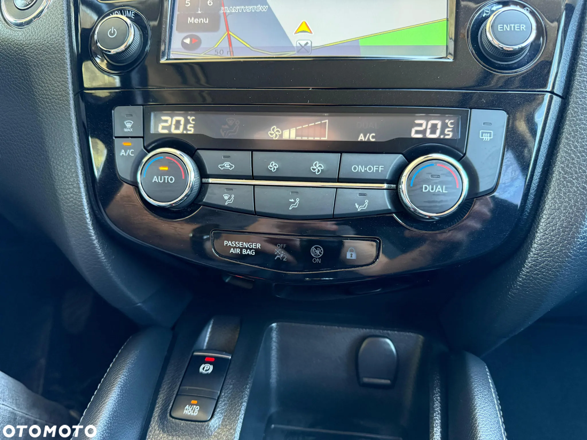 Nissan Qashqai 1.2 DIG-T N-Connecta - 25