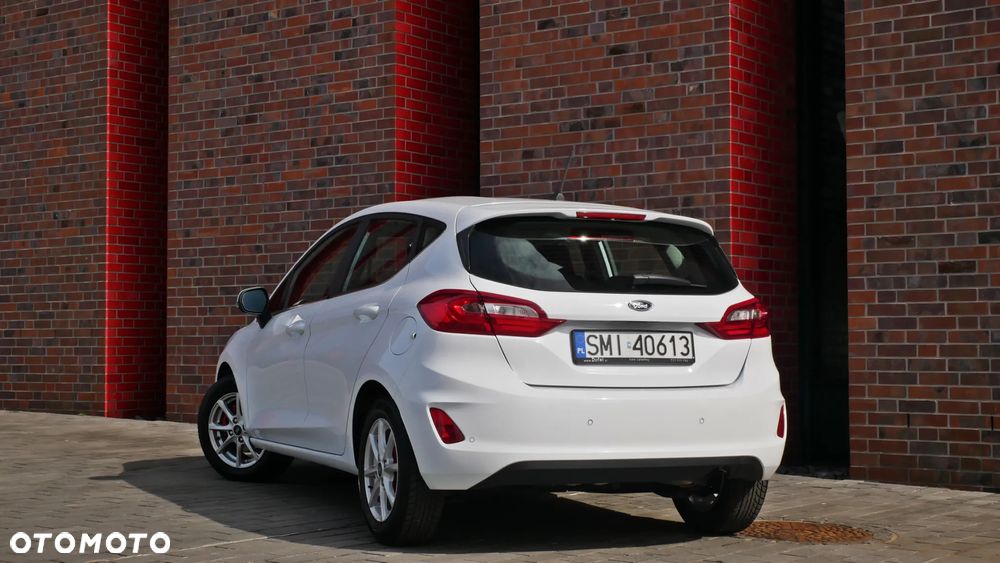 Ford Fiesta 1.0 EcoBoost S&S TITANIUM - 4