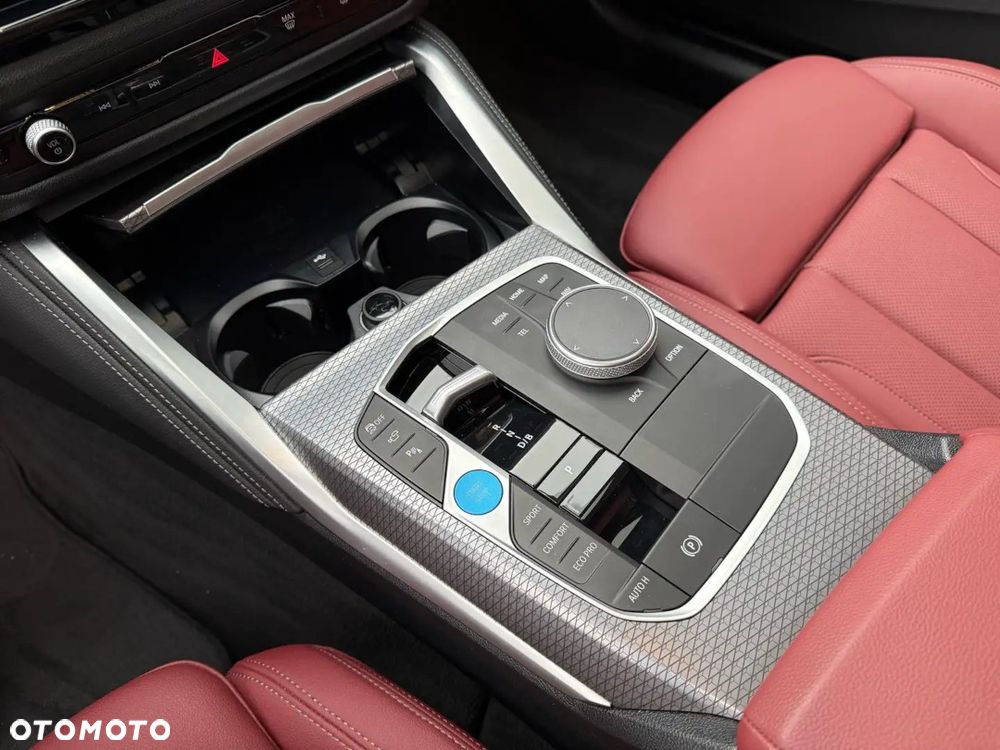 BMW i4 83.9kWh xDrive 40 M Sport - 8