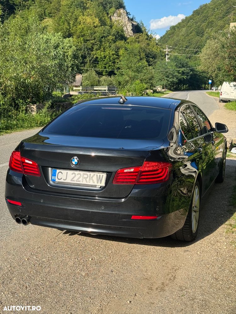 BMW Seria 5 525d xDrive AT - 5