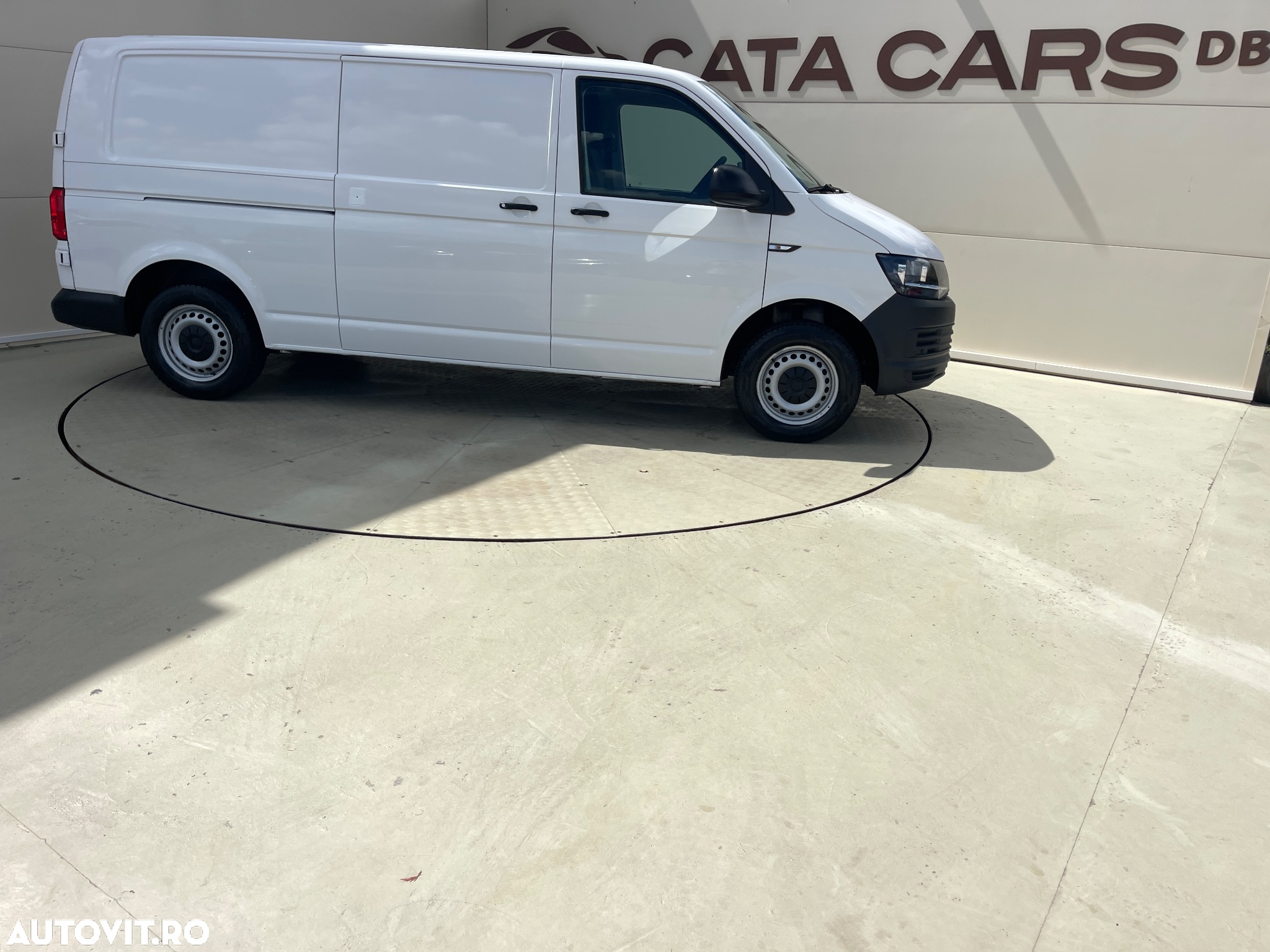 Volkswagen Transporter 2.0TDI  LUNG  2CULISANTE  USI SPATE - 18