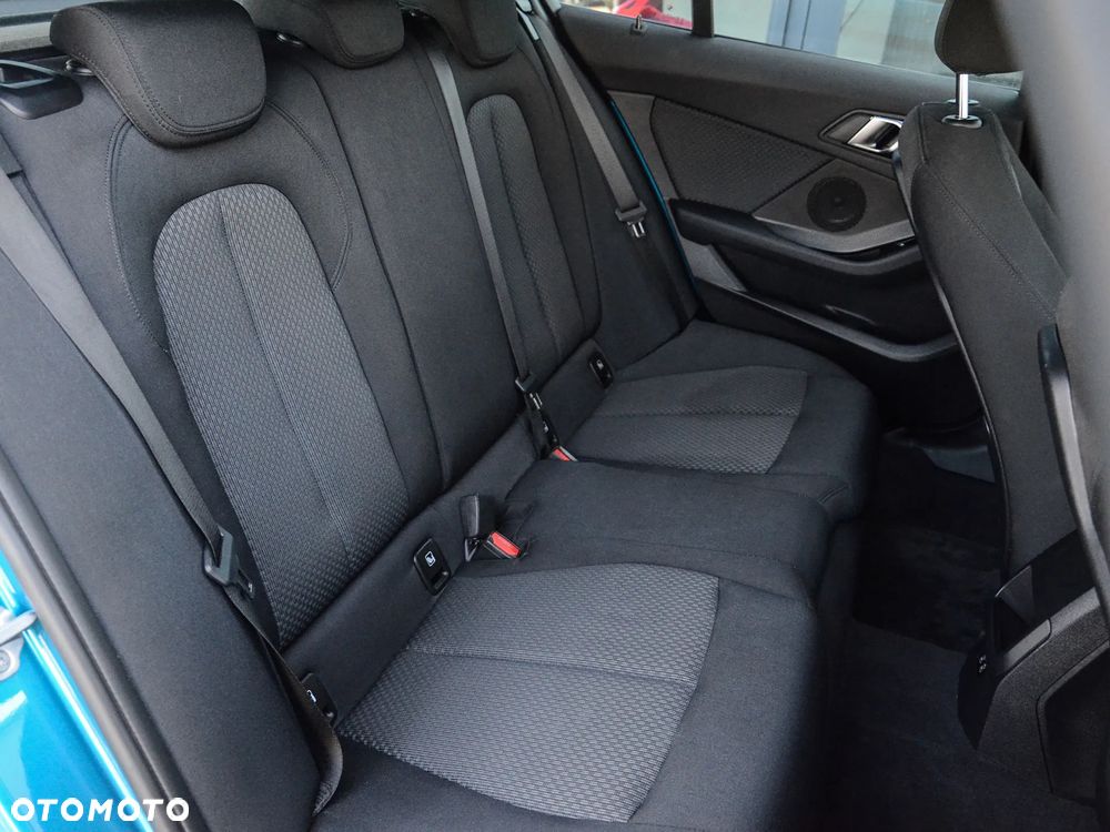 BMW Seria 1 118i Advantage - 24