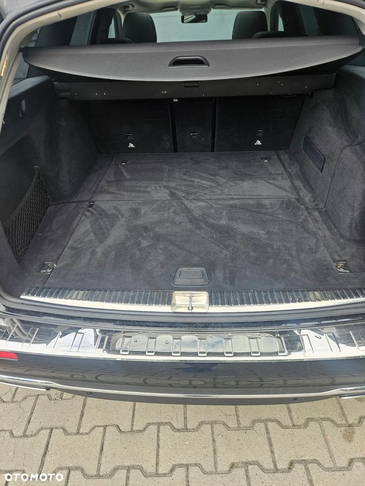 Mercedes-Benz Klasa E 200 4-Matic 9G-TRONIC - 14