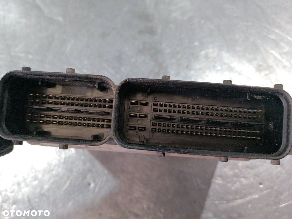 KOMPUTER, STEROWNIK OPEL VECTRA C 55189631  0281011616 1.9 CDTI - 2
