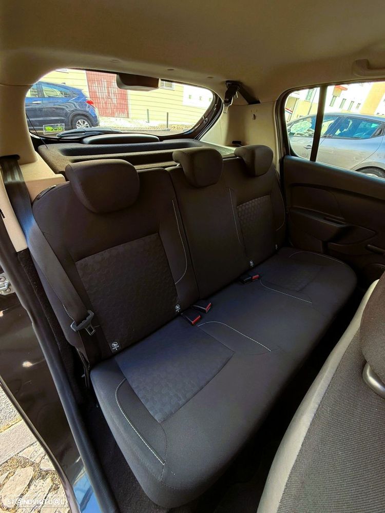 Dacia Sandero 1.5 dCi Confort - 19