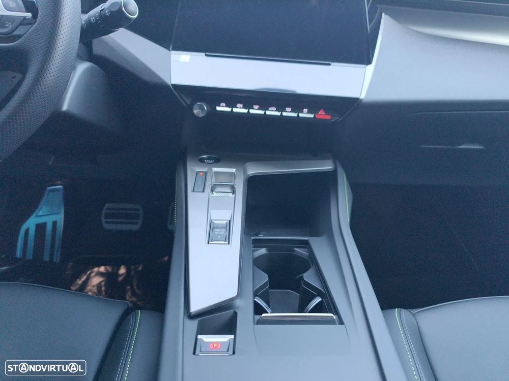 Peugeot e-308 58 kWh GT - 14