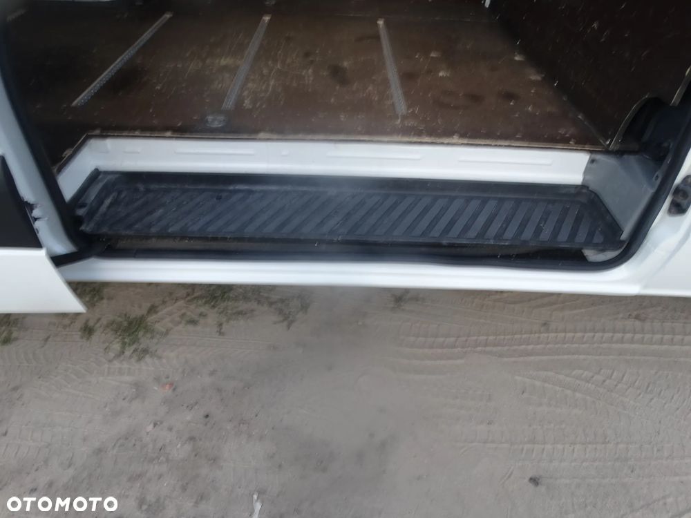 Volkswagen Crafter - 16