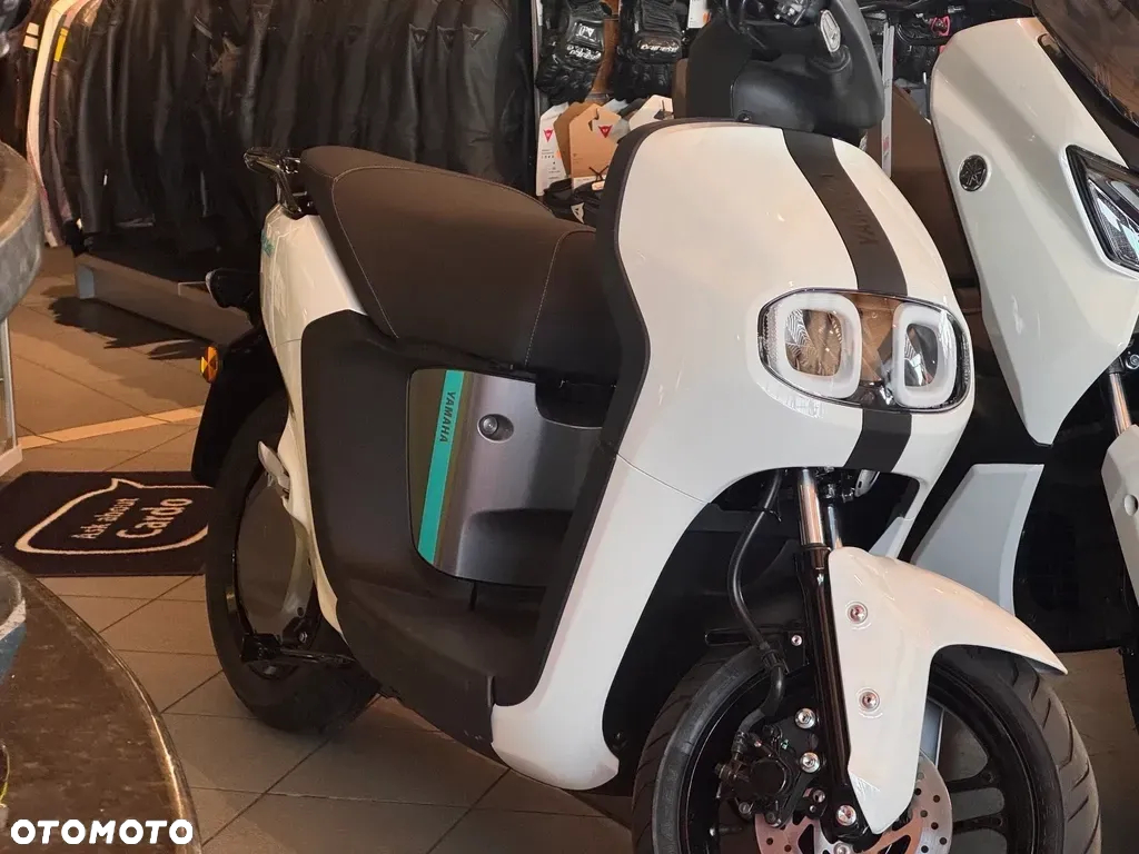 Yamaha Neos - 3
