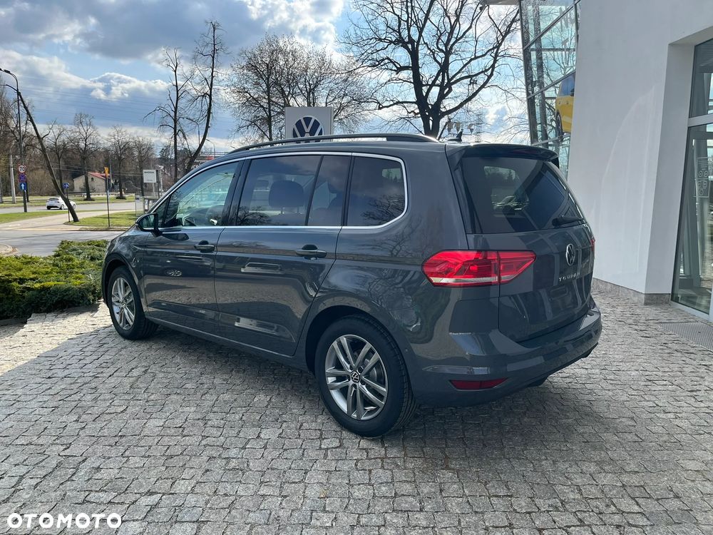 Volkswagen Touran 2.0 TDI SCR Comfortline - 8