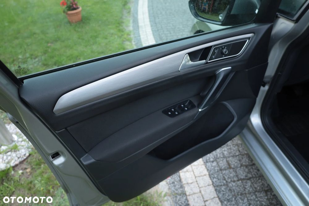 Volkswagen Golf Sportsvan SV 1.4 TSI BMT Comfortline - 11