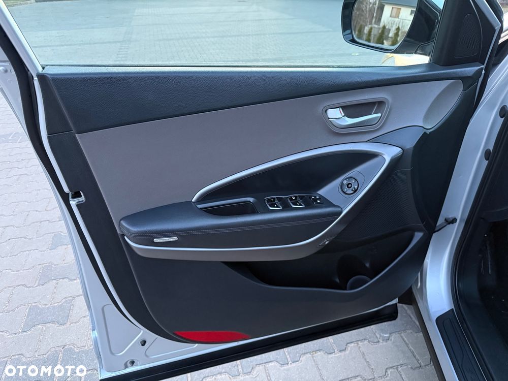 Hyundai Santa Fe 2.4 Sport Utility - 15