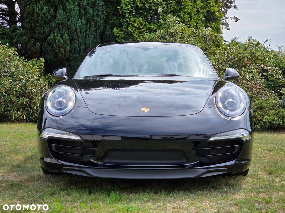 Porsche 911 Carrera 4S - 6