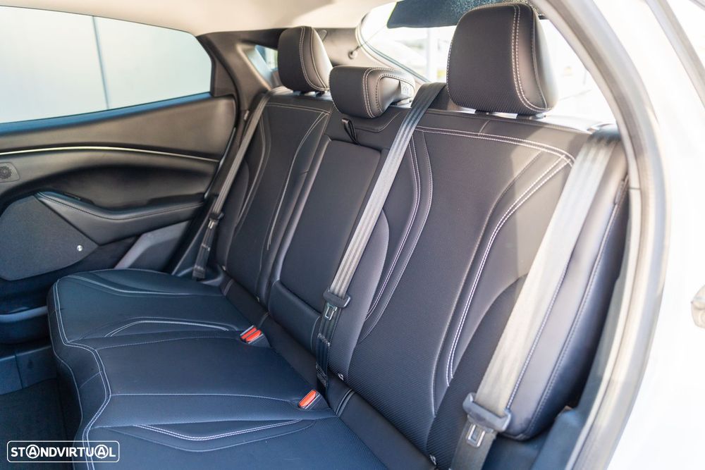 Ford Mustang Mach-E AWD PREMIUM - 32