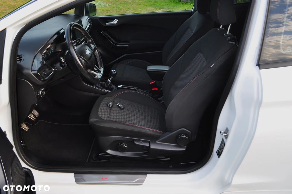 Ford Fiesta 1.0 EcoBoost S&S ST-LINE - 28