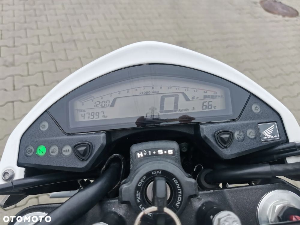 Honda Hornet - 11