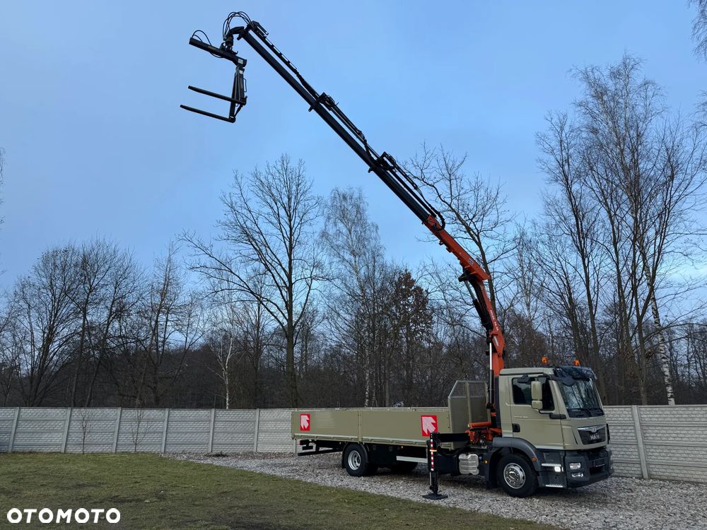 MAN TGS TGL * 4x2* *TGM 15.250 + DŻWIG KRAN HDS ATLAS 96.3E  WYSÓW 10,2m* Kran* Sterowanie Radiowe* ROTATOR* Widły do PALET* + Skrzynia 6.5m* 111000km - JAK NOWY* z NIEMIEC - 4