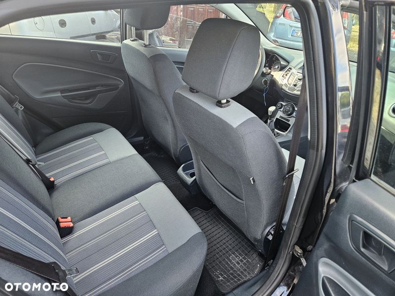 Ford Fiesta 1.25 Ambiente - 9
